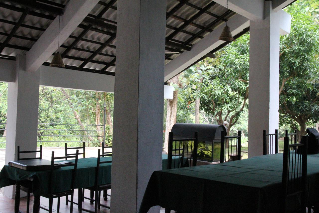 Hotel Dambulu Oya Family Park Dambulla Exterior foto